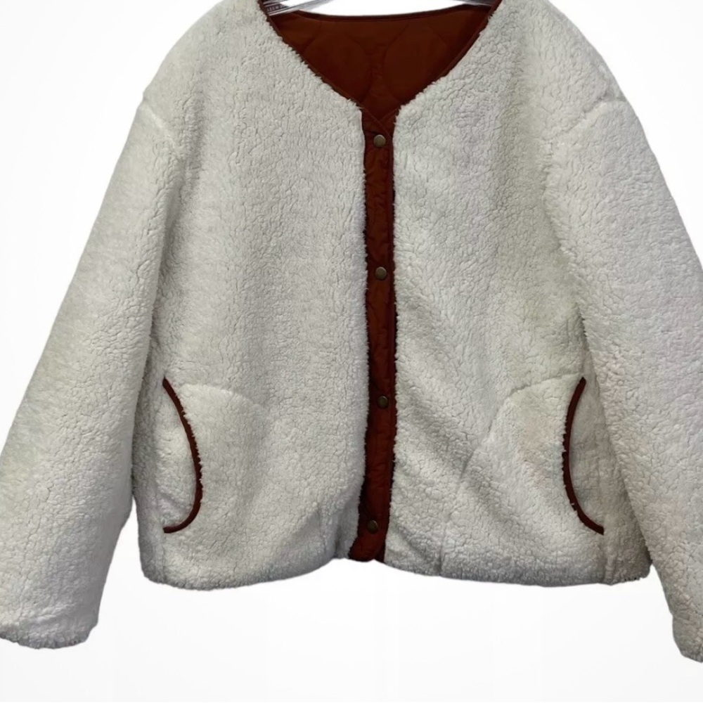 Double Zero Reversible Sherpa Lined Collarless Qu… - image 3